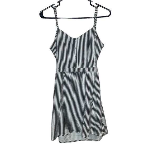 O’Neill Dress size Medium - Picture 1 of 4